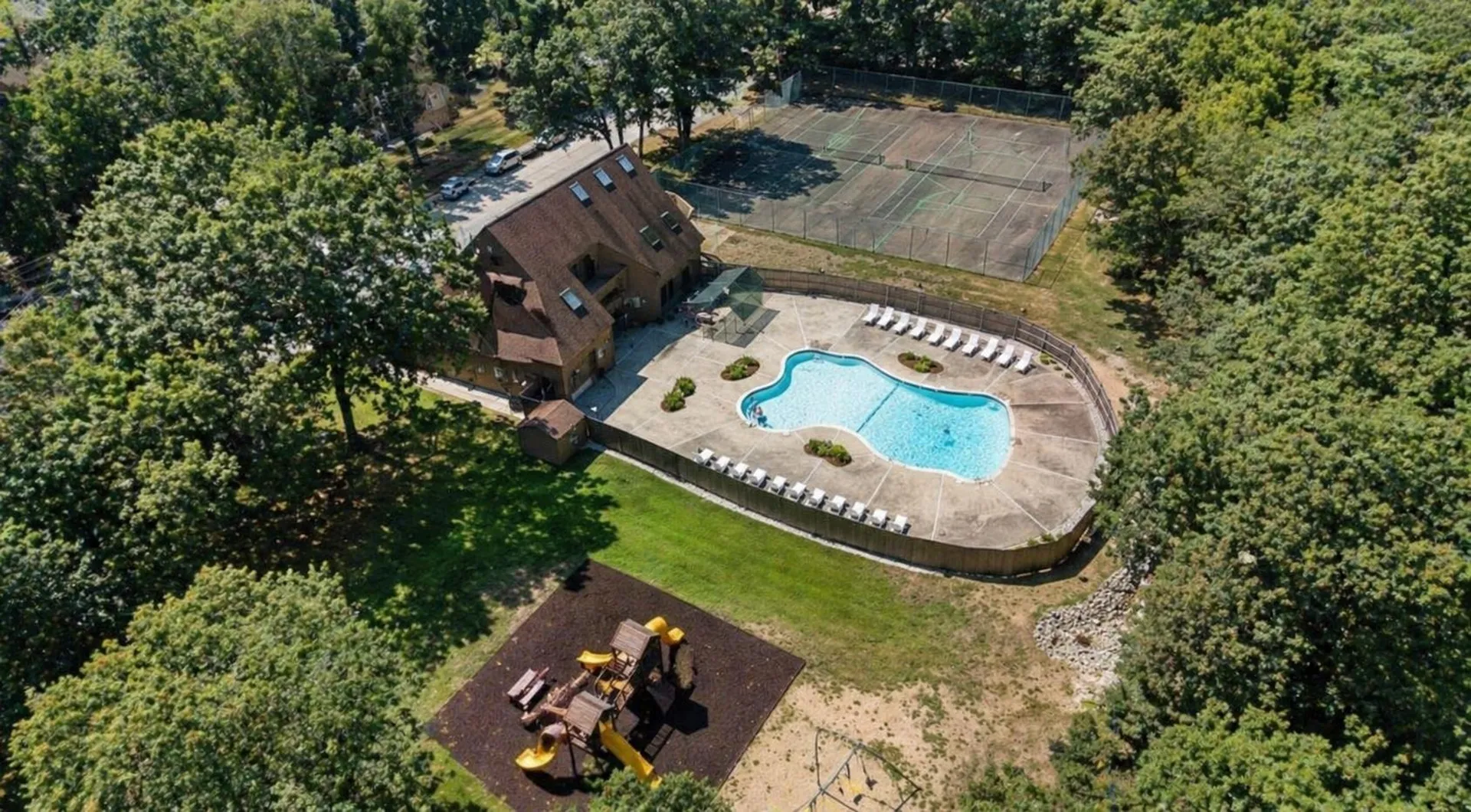 15 Webster Court Merrimack NH 03054