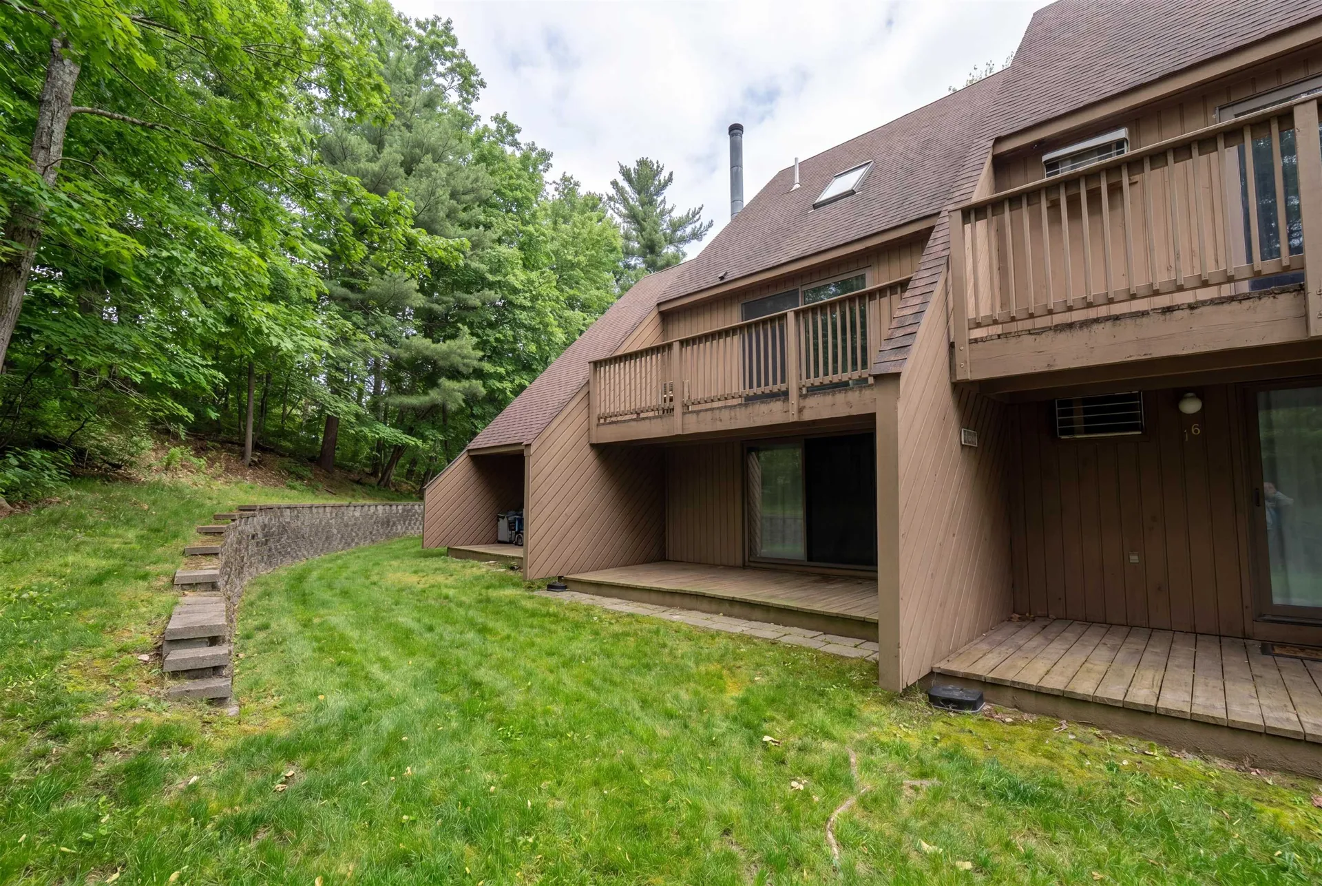 15 Webster Court Merrimack NH 03054