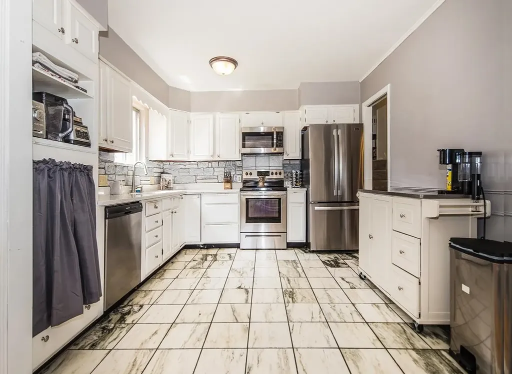 16 Giorgetti Boulevard Rutland City VT 05701