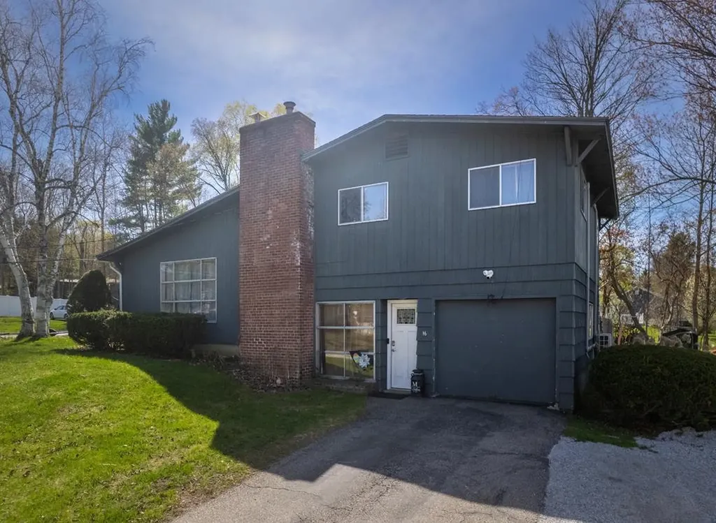 16 Giorgetti Boulevard Rutland City VT 05701