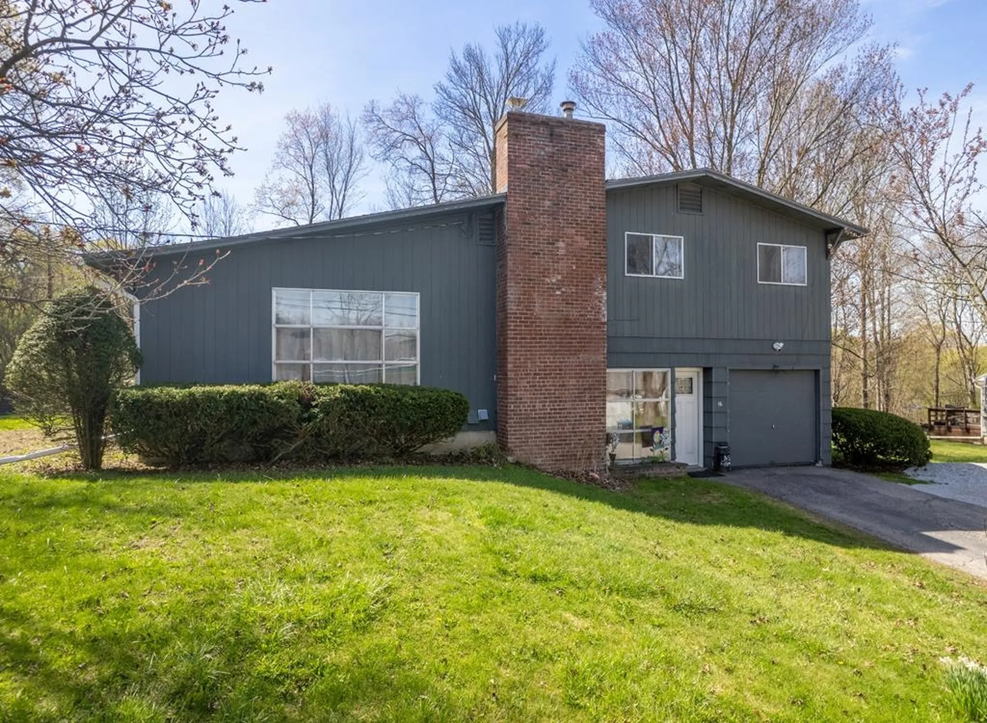 16 Giorgetti Boulevard Rutland City VT 05701