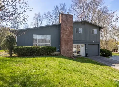 16 Giorgetti Boulevard Rutland City VT 05701