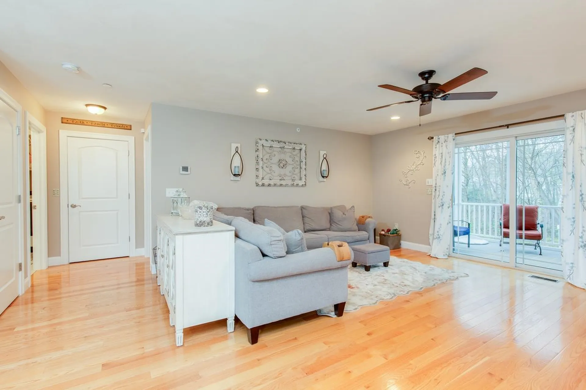 4 Sagewood Drive Pelham NH 03076