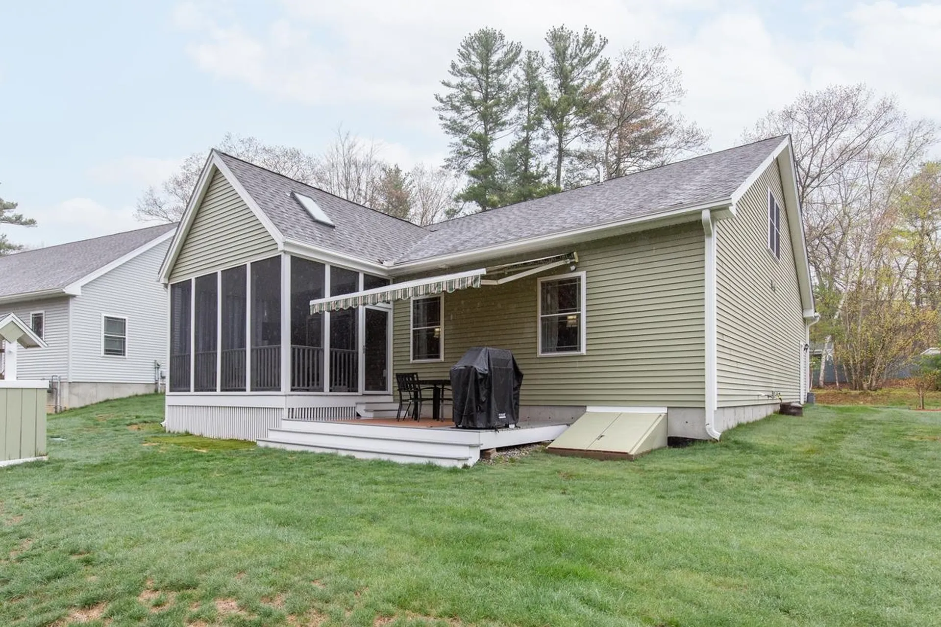 4 Sagewood Drive Pelham NH 03076