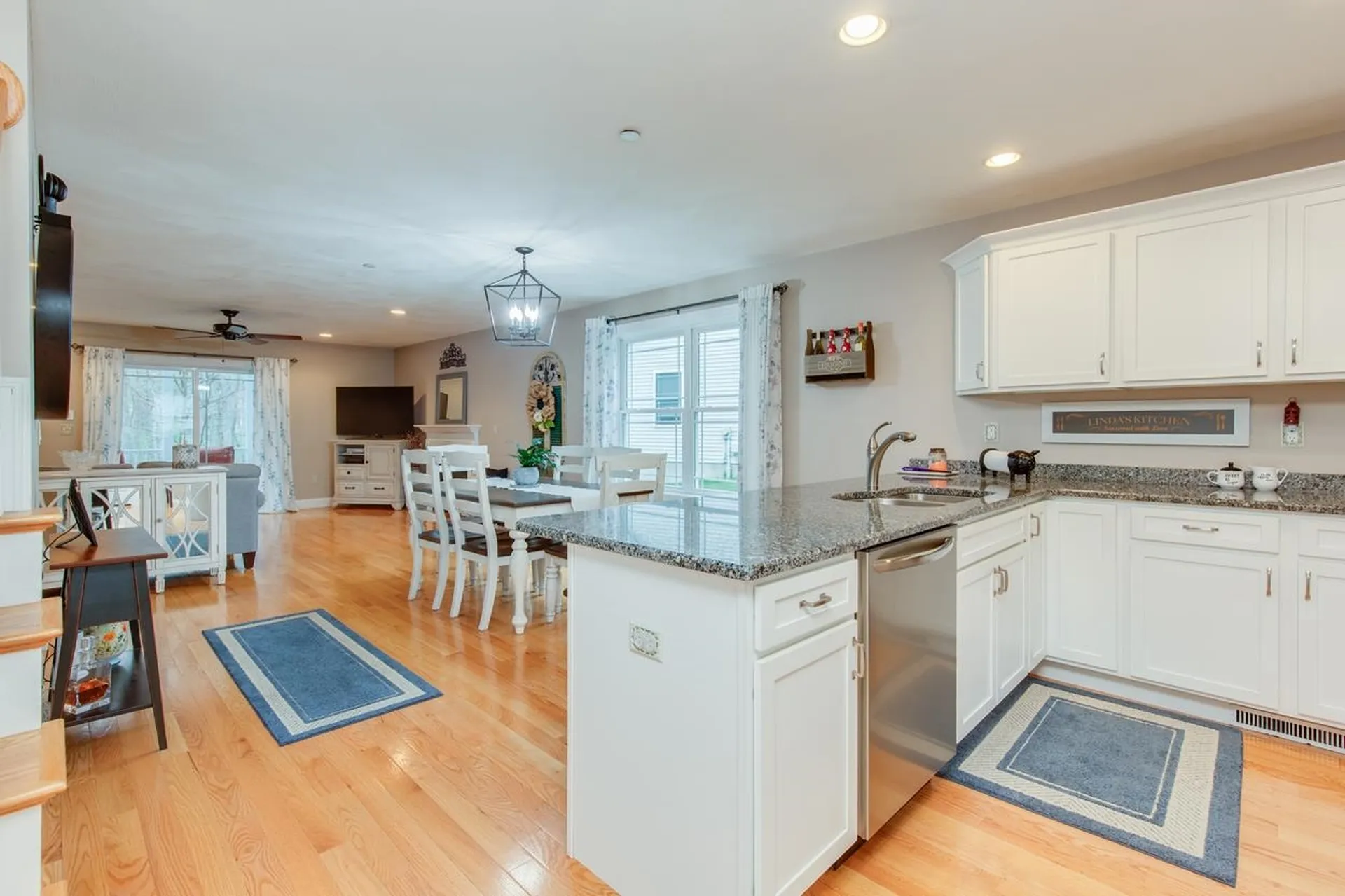 4 Sagewood Drive Pelham NH 03076