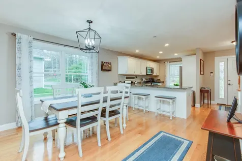 4 Sagewood Drive Pelham NH 03076