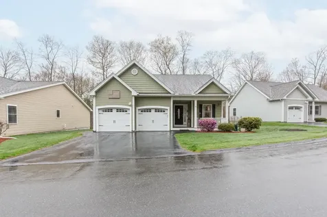 4 Sagewood Drive Pelham NH 03076