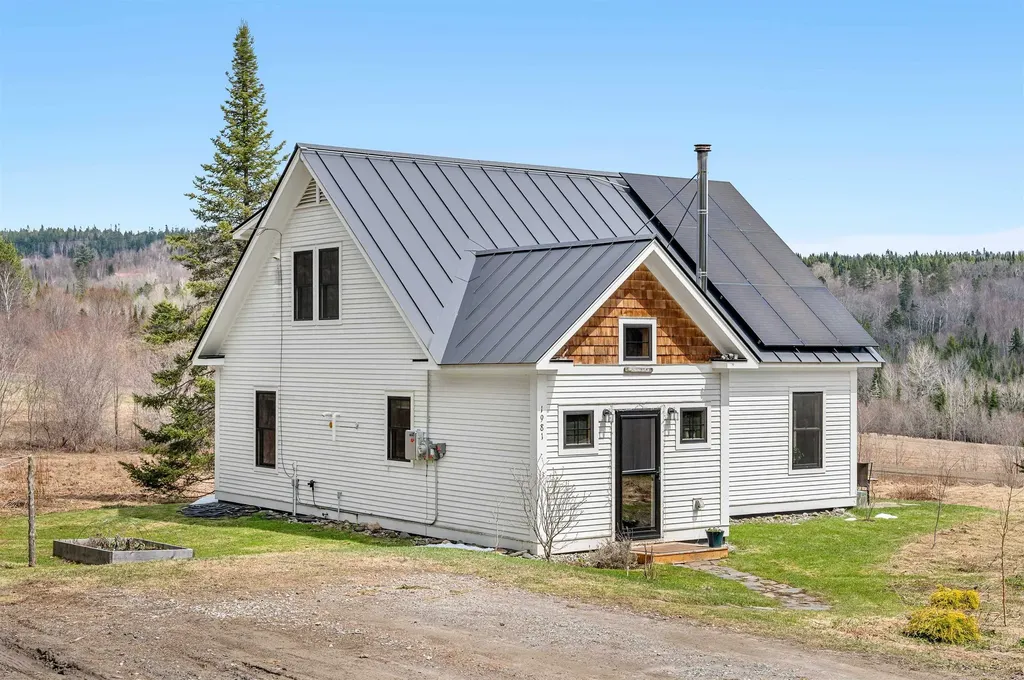 1981 Danville Hill Road Cabot VT 05647