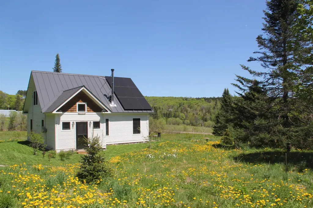 1981 Danville Hill Road Cabot VT 05647