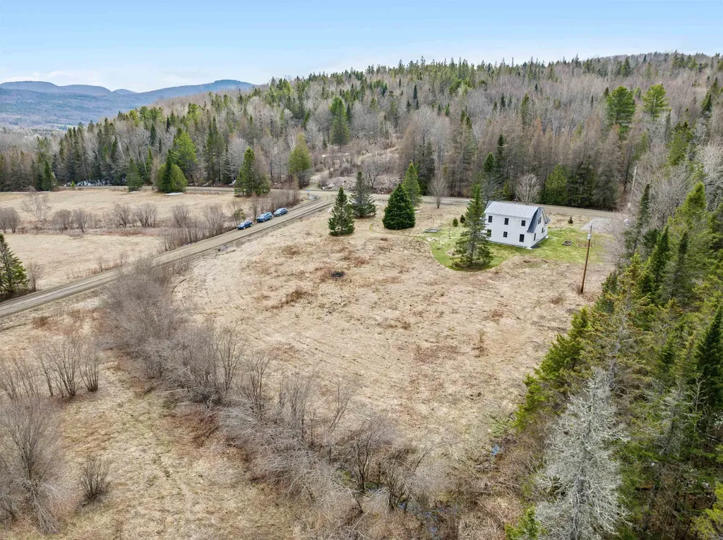 1981 Danville Hill Road Cabot VT 05647