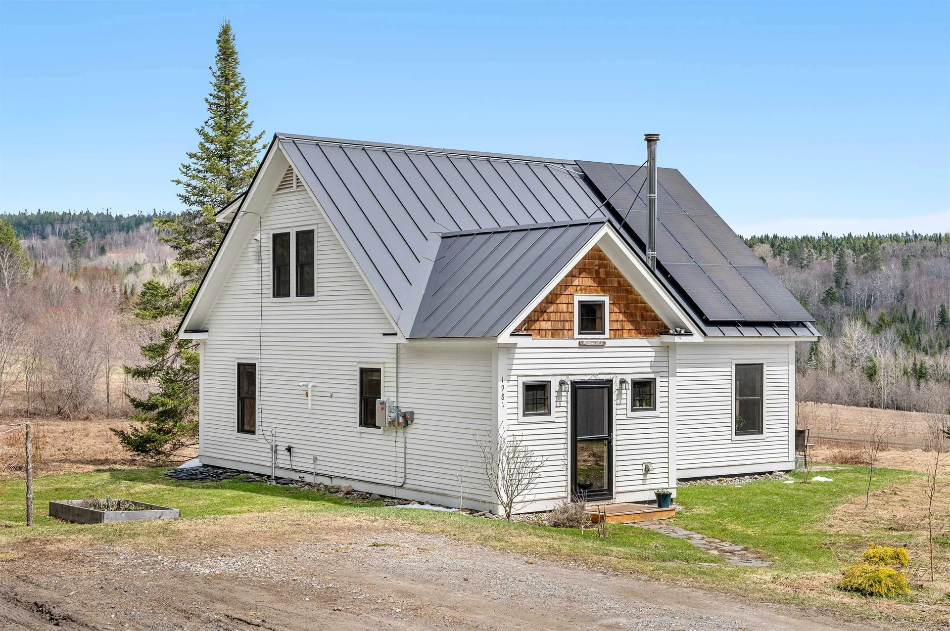 1981 Danville Hill Road Cabot VT 05647