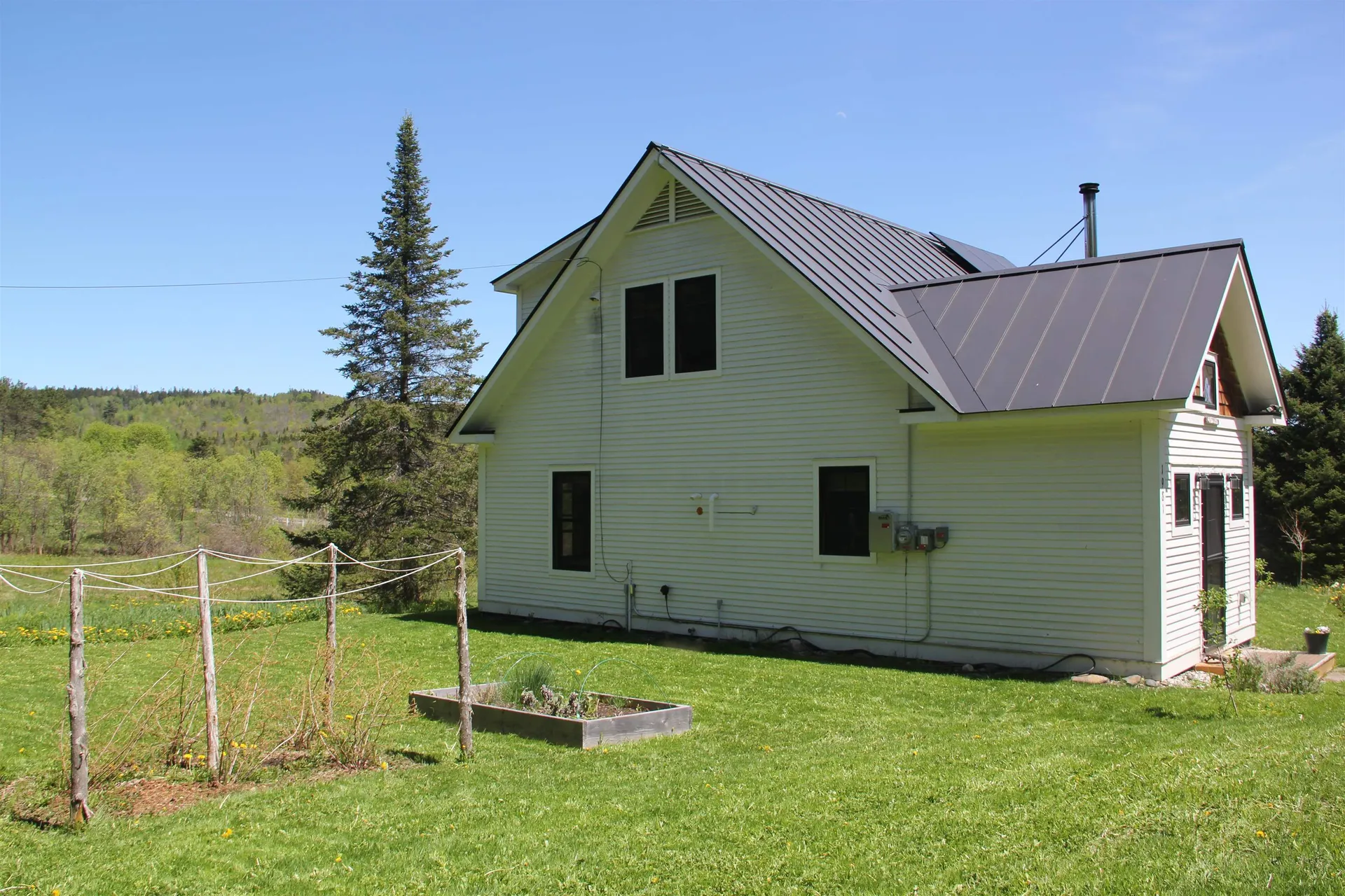 1981 Danville Hill Road Cabot VT 05647