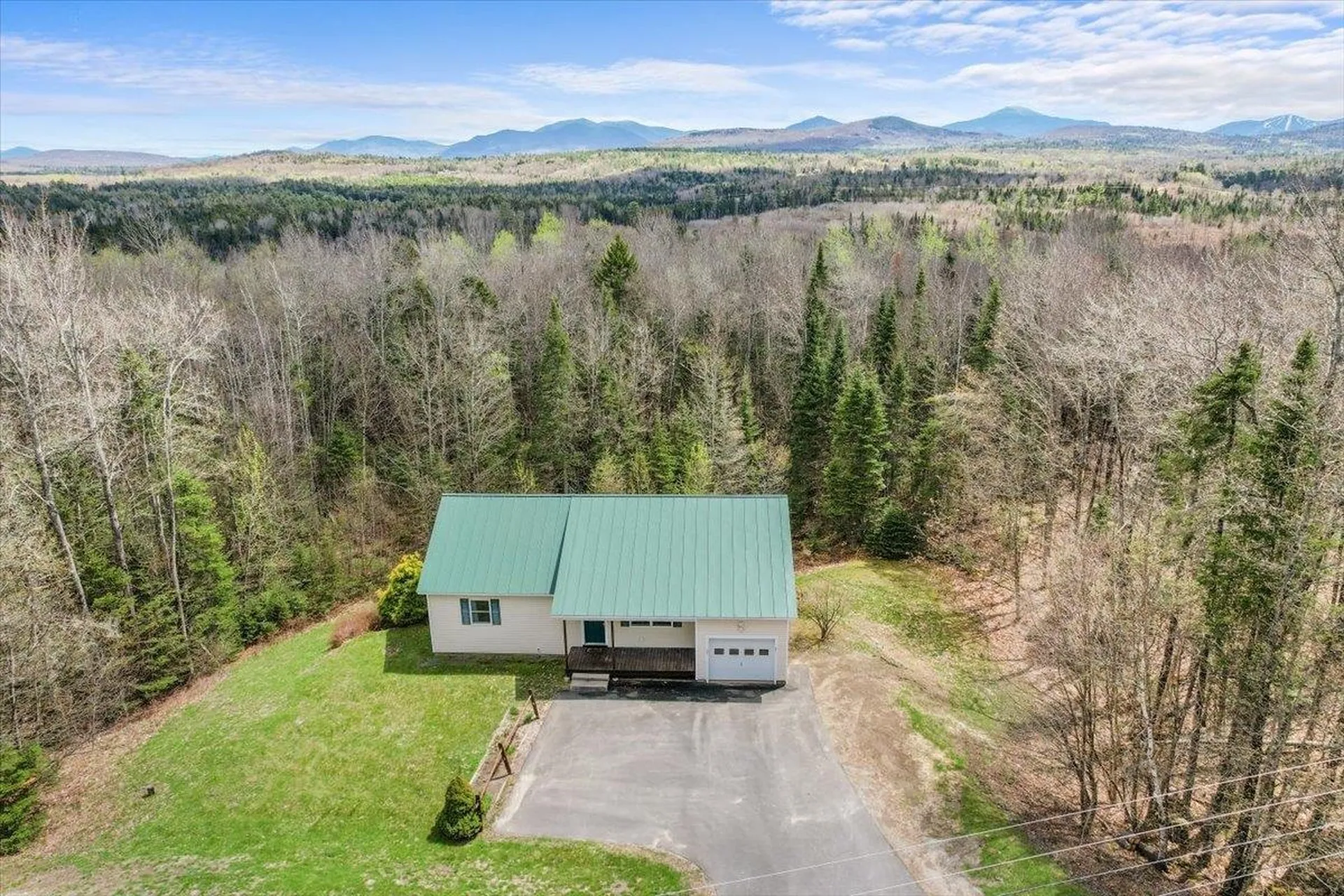 91 Oak Ridge Road Bethlehem NH 03574