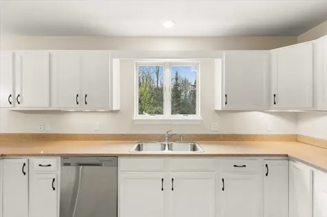 91 Oak Ridge Road Bethlehem NH 03574