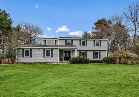 98 Musquash Road Hudson NH 03051