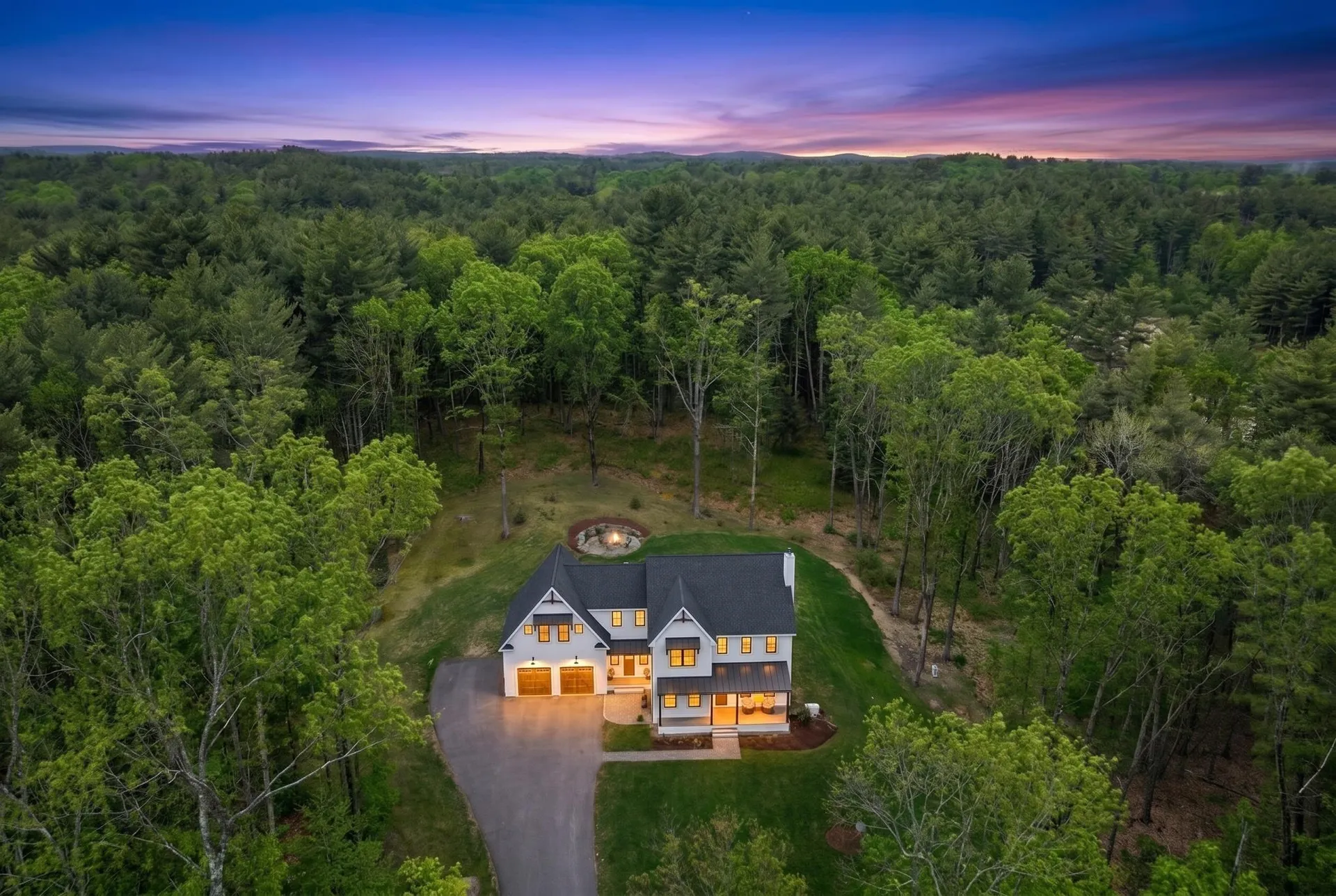 24 Old Stage Road Hampton Falls NH 03844