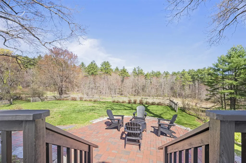 12 Candlewood Drive Amherst NH 03031