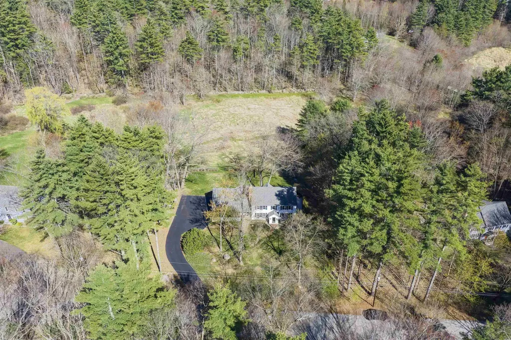 12 Candlewood Drive Amherst NH 03031