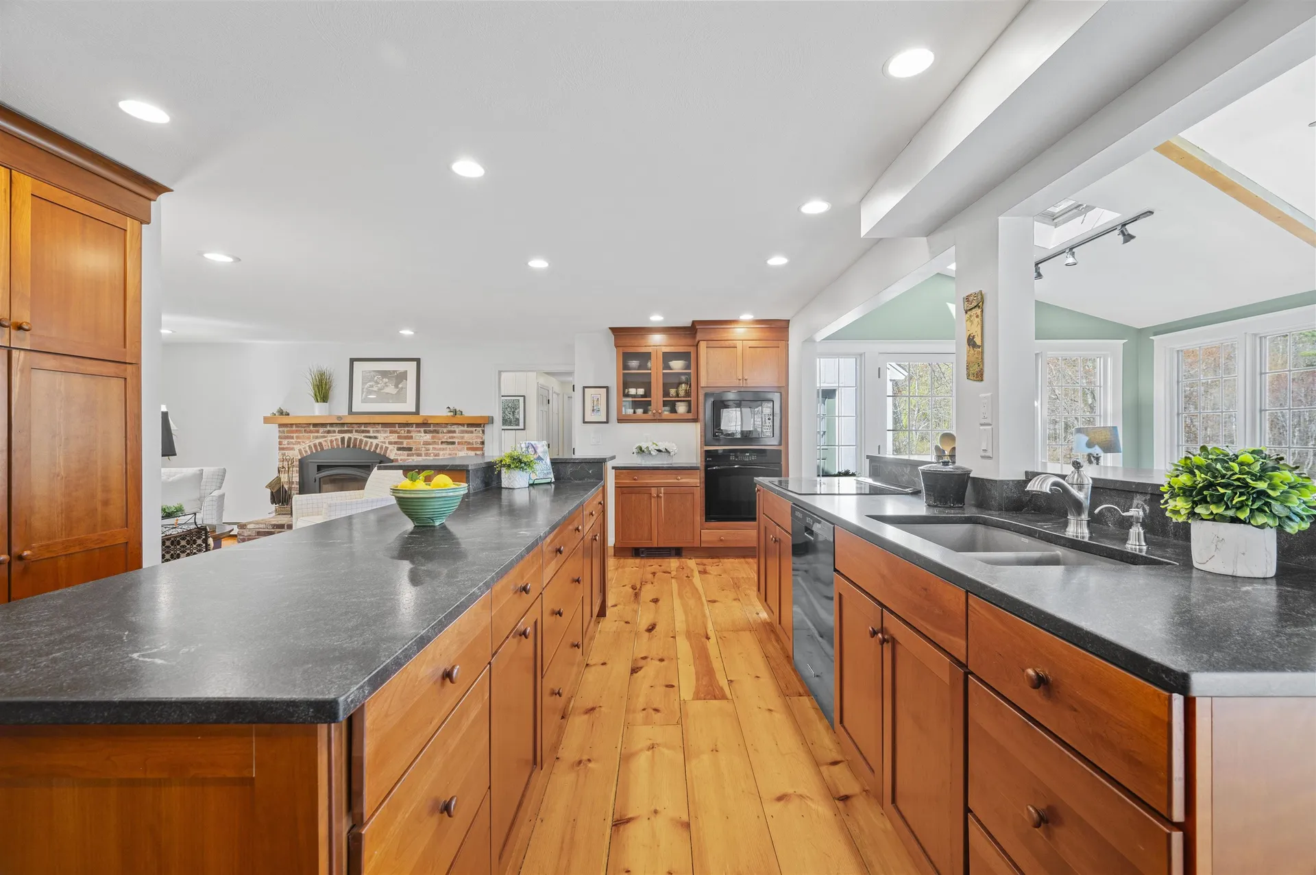 12 Candlewood Drive Amherst NH 03031