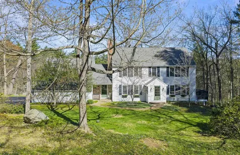 12 Candlewood Drive Amherst NH 03031
