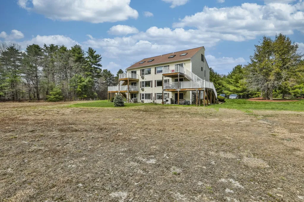 7 Corduroy Road Amherst NH 03031