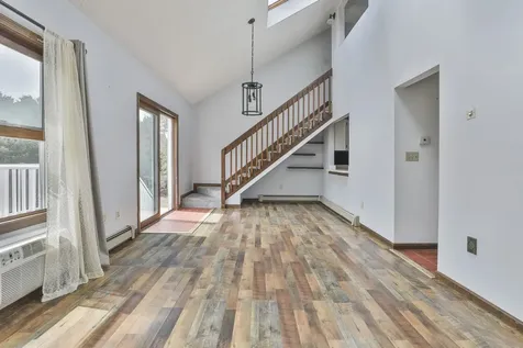 7 Corduroy Road Amherst NH 03031