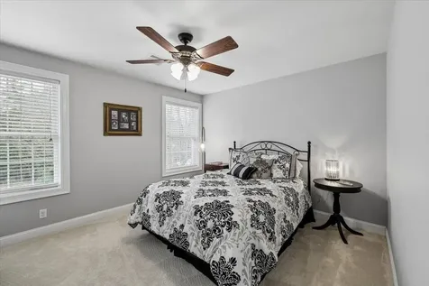 7 Victoria Ridge Amherst NH 03031