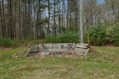 7 Victoria Ridge Amherst NH 03031