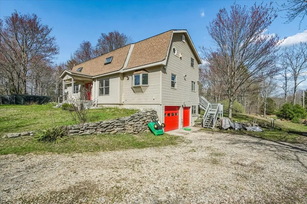 326 Lockes Hill Road Epsom NH 03234