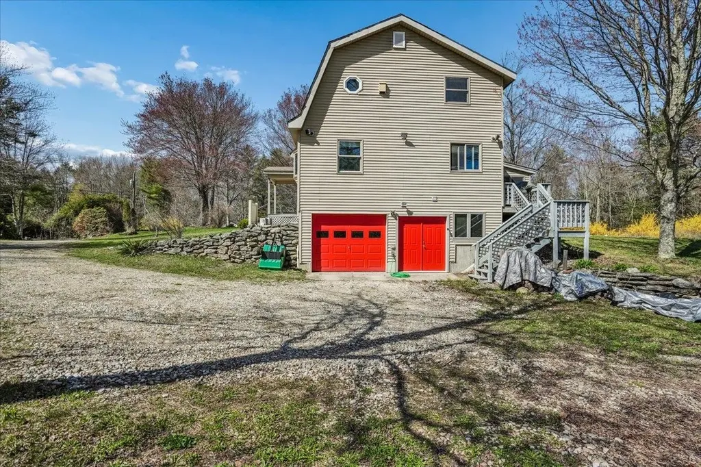 326 Lockes Hill Road Epsom NH 03234