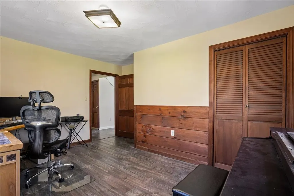 326 Lockes Hill Road Epsom NH 03234