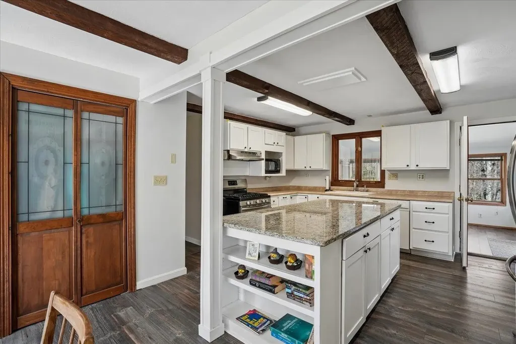 326 Lockes Hill Road Epsom NH 03234