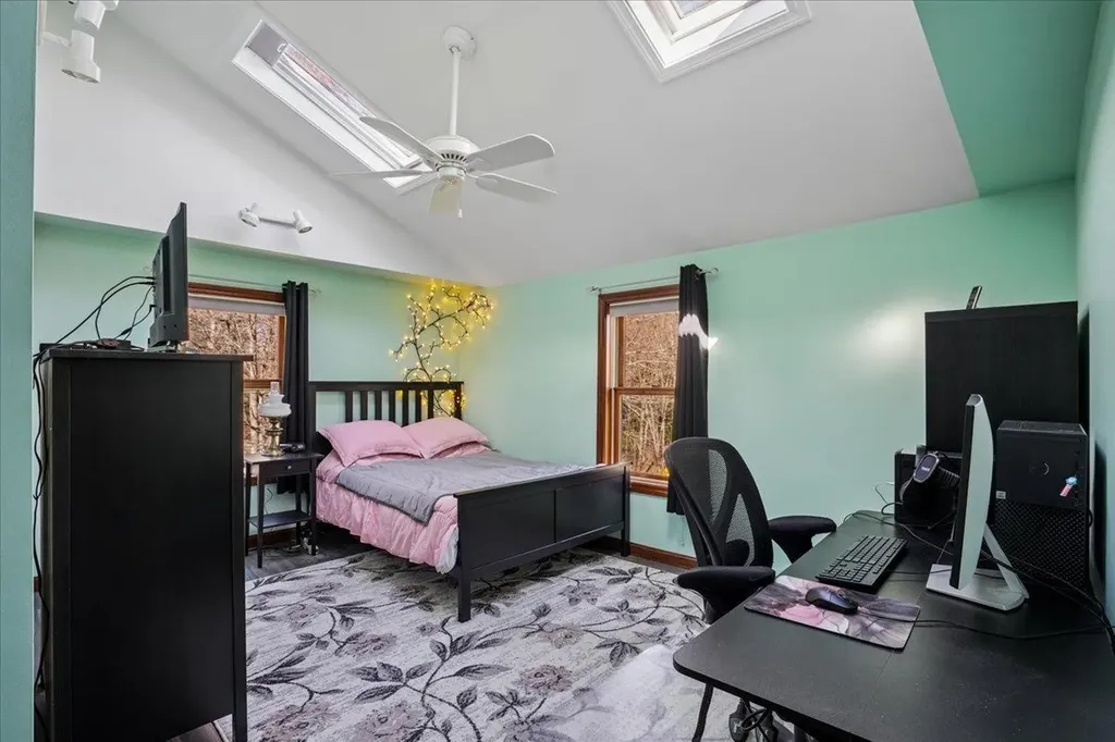 326 Lockes Hill Road Epsom NH 03234