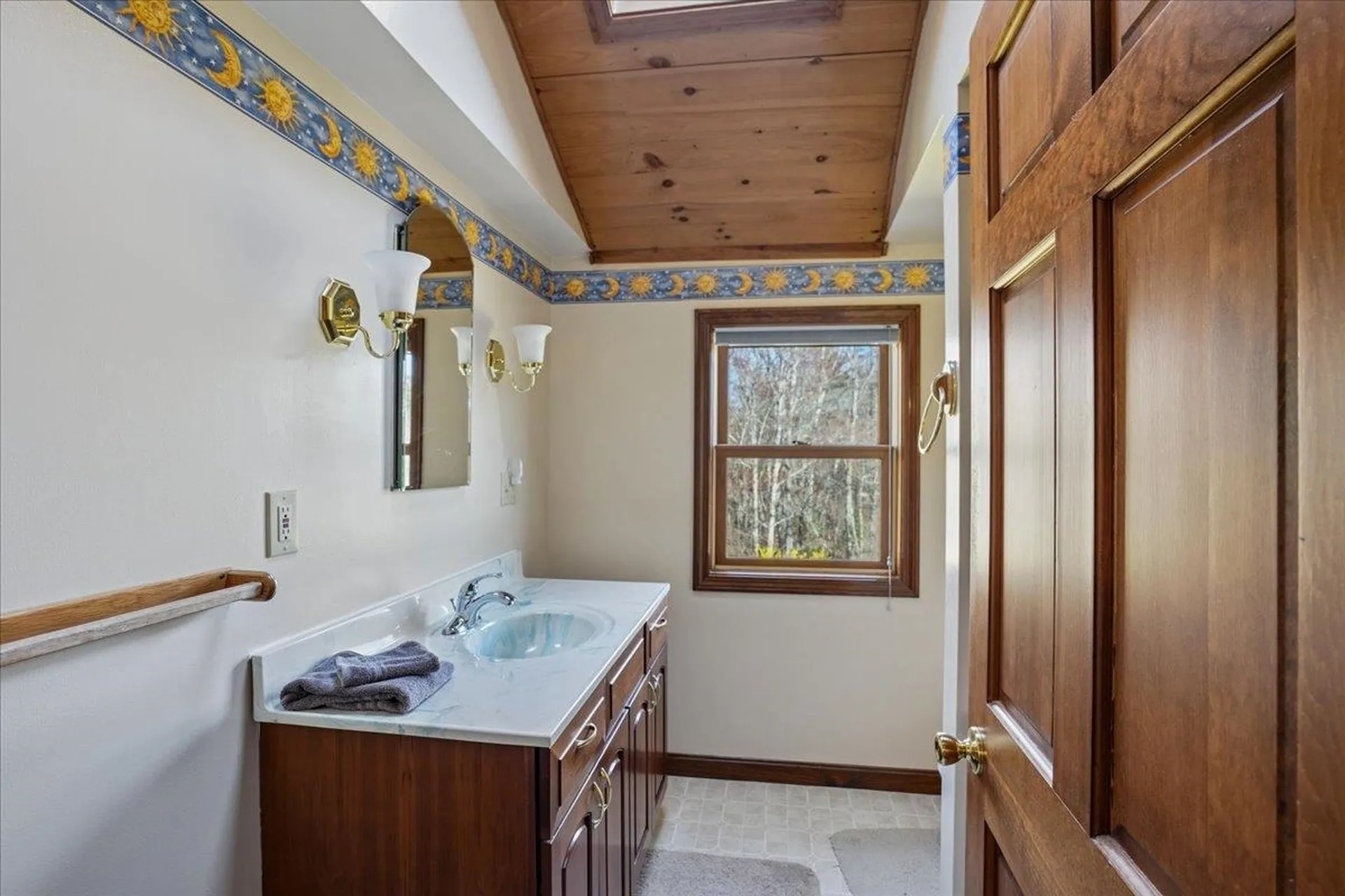 326 Lockes Hill Road Epsom NH 03234