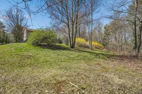 326 Lockes Hill Road Epsom NH 03234