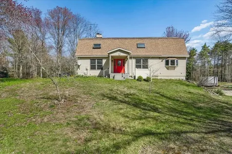 326 Lockes Hill Road Epsom NH 03234