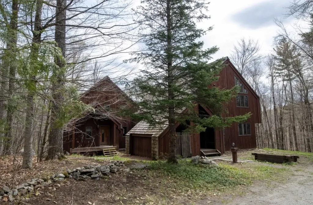 583 Hawk Spur Road Plymouth VT 05056