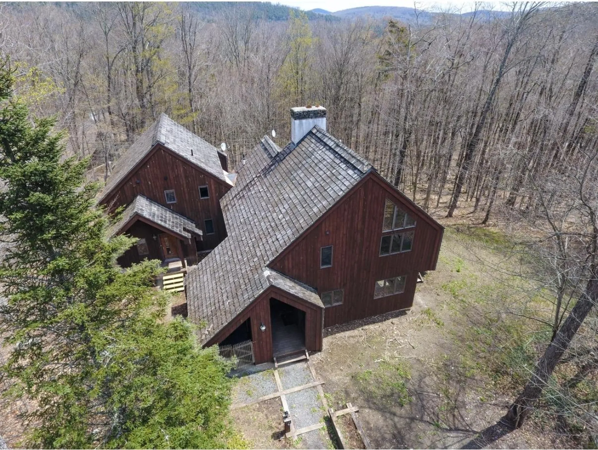 583 Hawk Spur Road Plymouth VT 05056