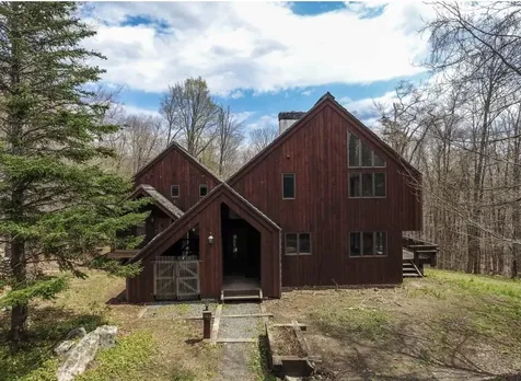 583 Hawk Spur Road Plymouth VT 05056