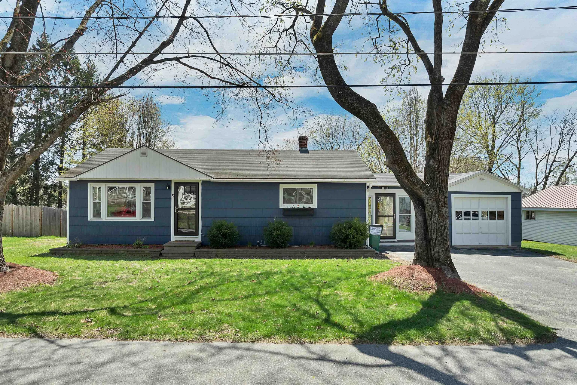 5 Pleasant Street Merrimack NH 03054