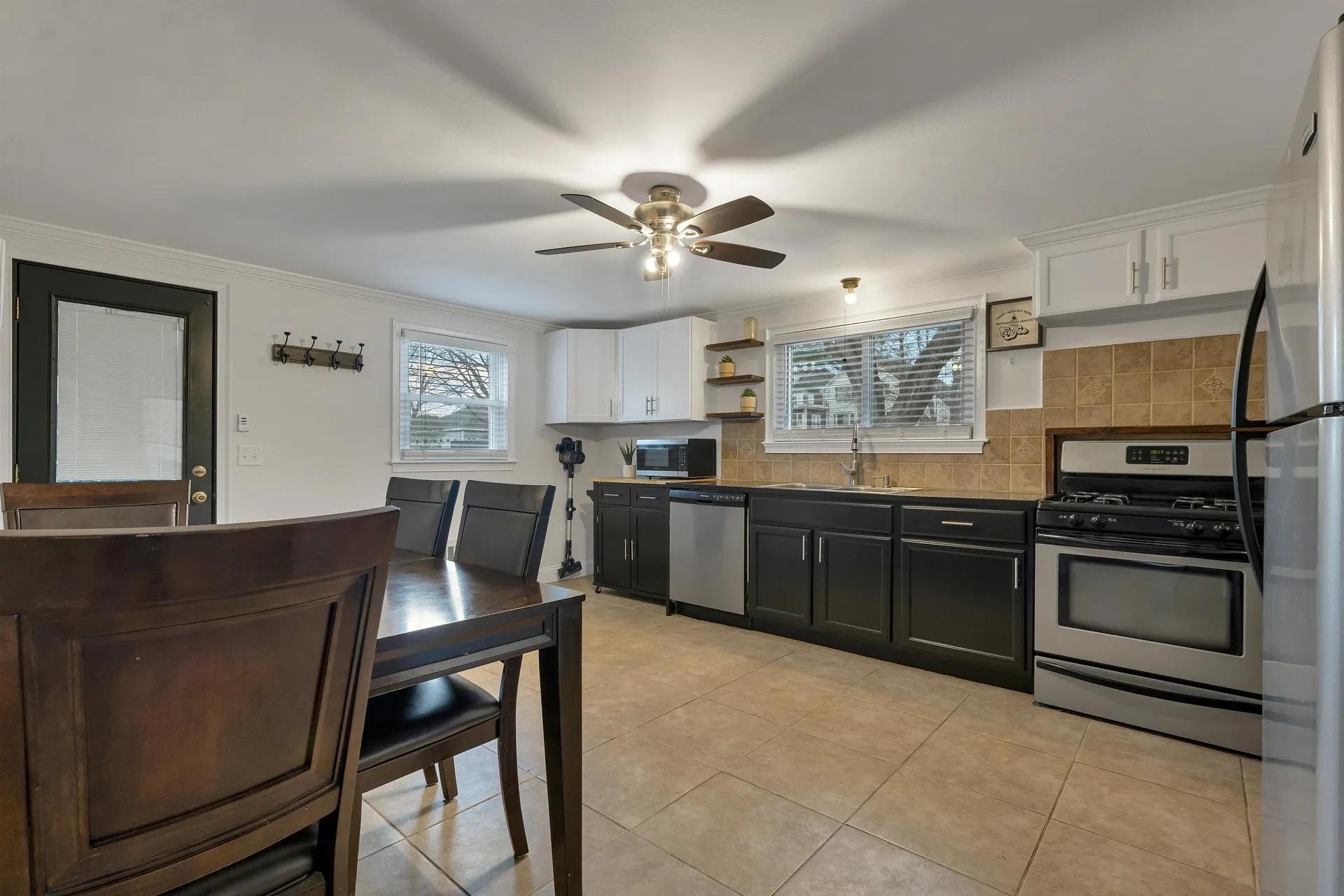 5 Pleasant Street Merrimack NH 03054