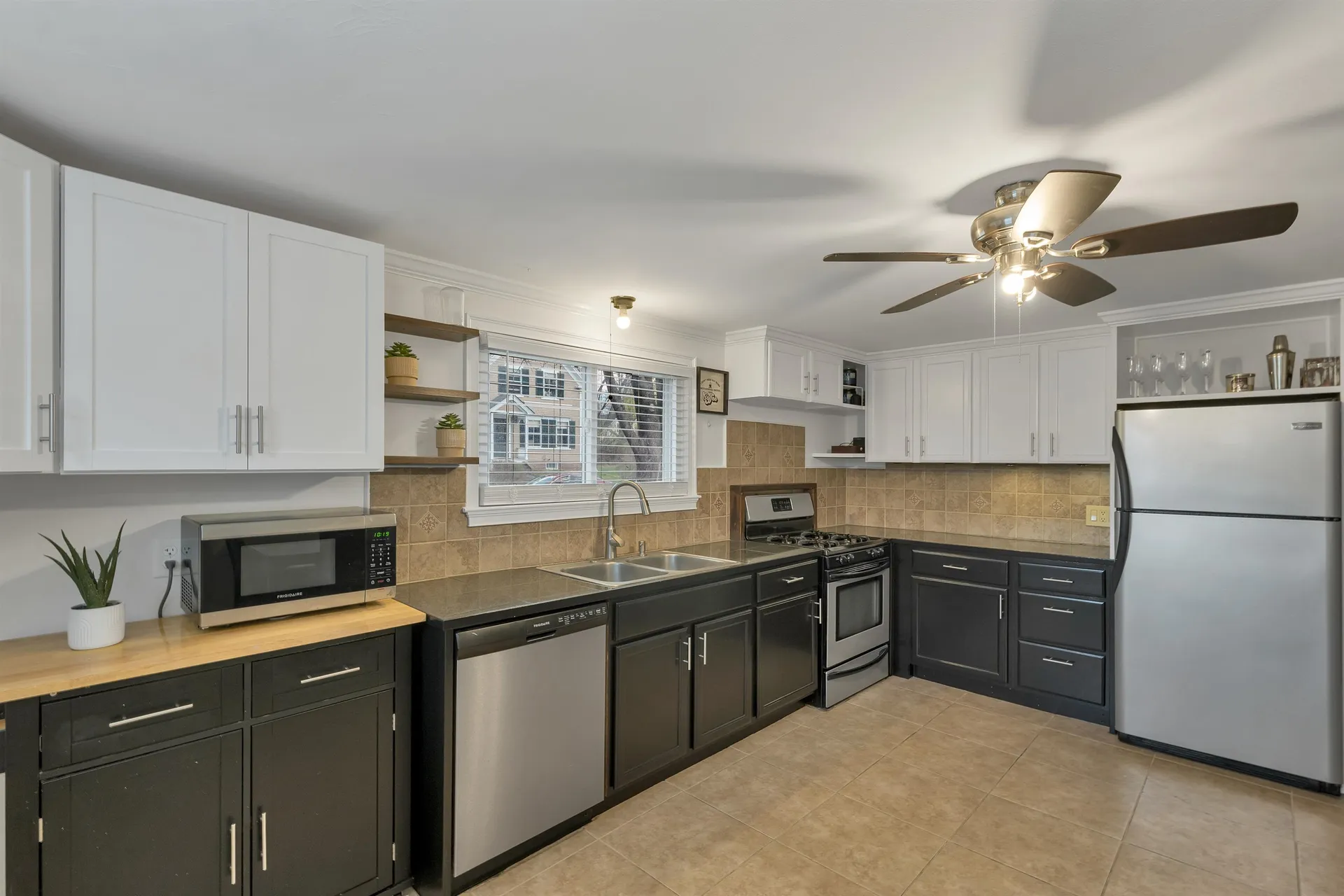 5 Pleasant Street Merrimack NH 03054