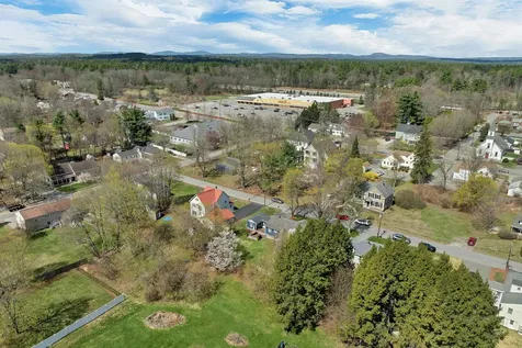 5 Pleasant Street Merrimack NH 03054