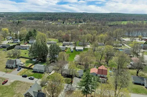 5 Pleasant Street Merrimack NH 03054