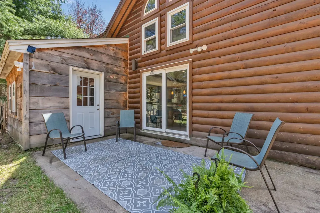 26 Clancy Road Freedom NH 03836