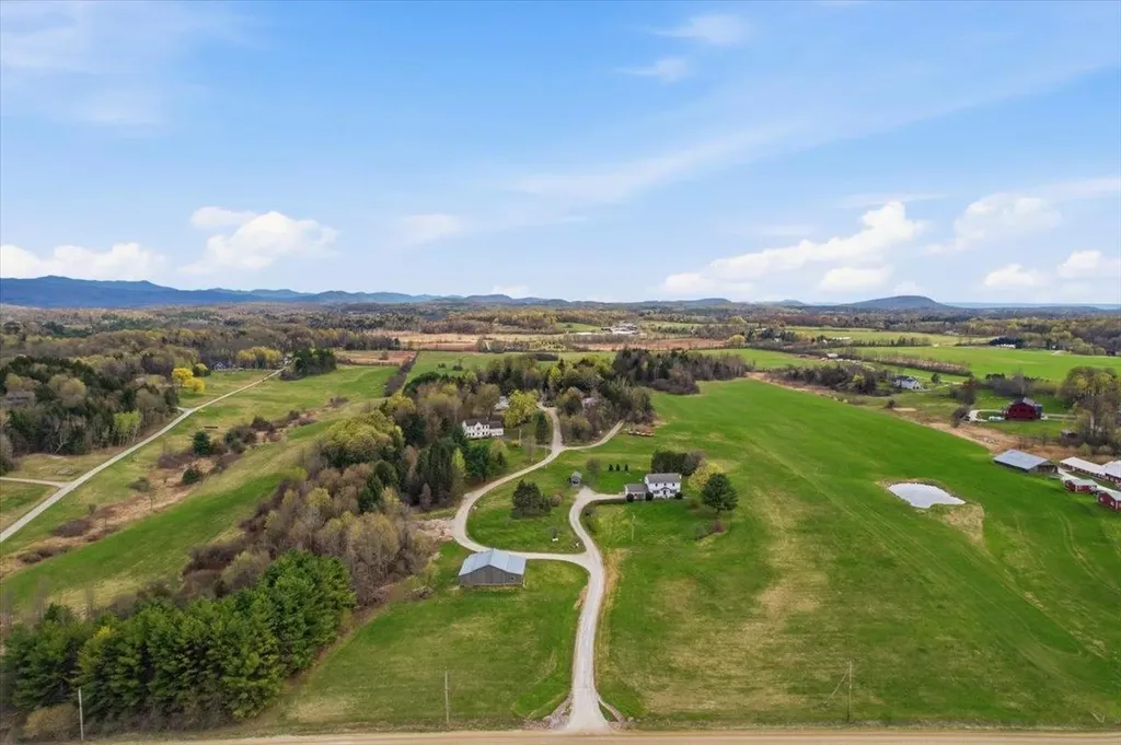 48 Bushey Drive Shelburne VT 05482