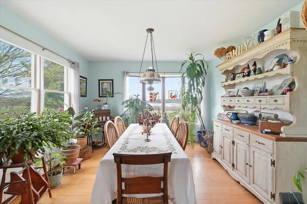 48 Bushey Drive Shelburne VT 05482