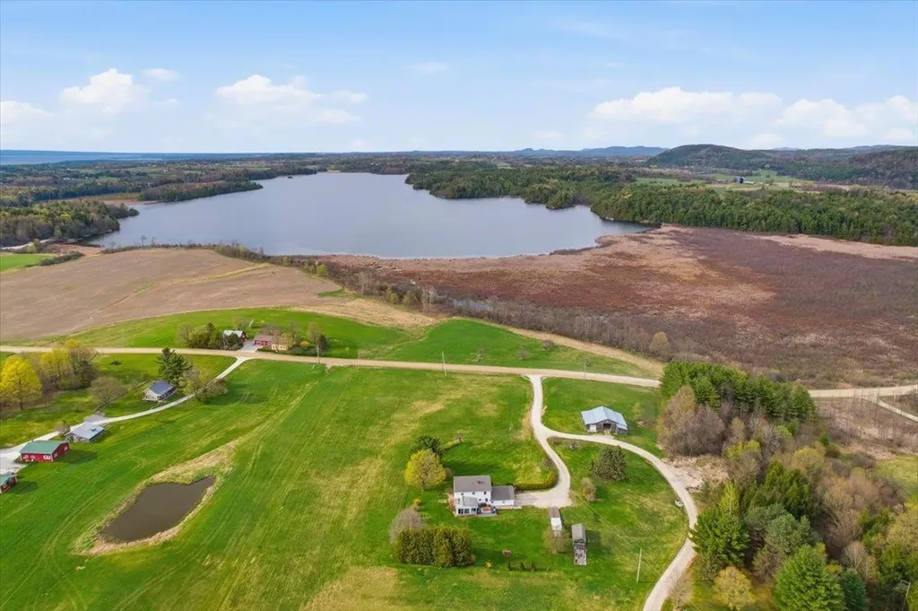 48 Bushey Drive Shelburne VT 05482