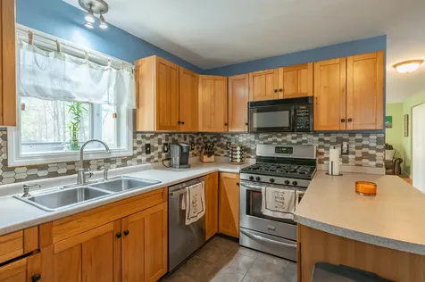 26 Pepperell Road Brookline NH 03033