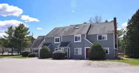 14 Grant Drive Woodstock NH 03262